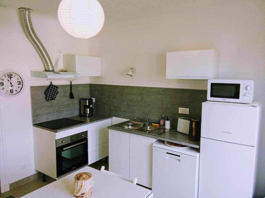 Charmante Maison Pres Du Centre Ville 엉부와스 외부 사진